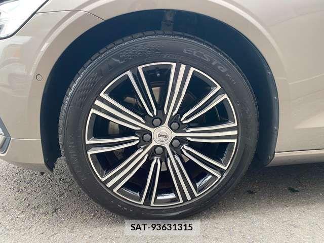 Volvo V60 2018-11 4051260-12