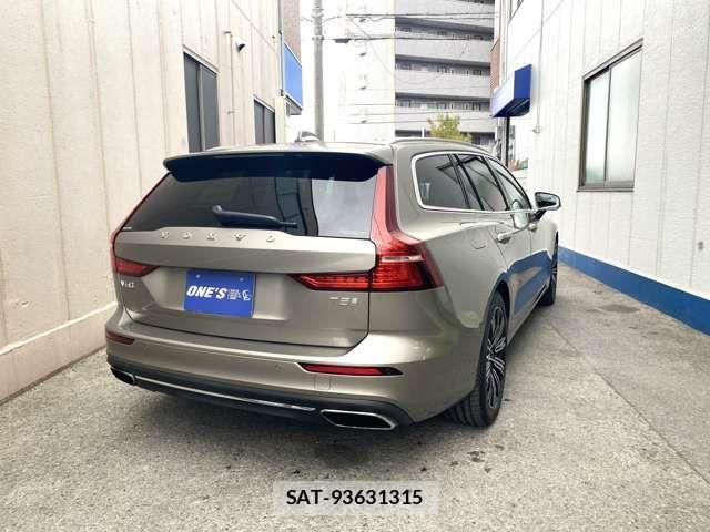 Volvo V60 2018-11 4051260-7