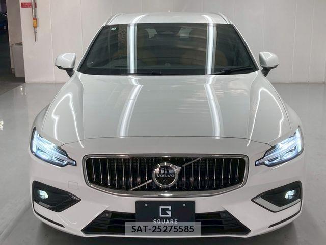 Volvo V60 2025-01 4604092-24