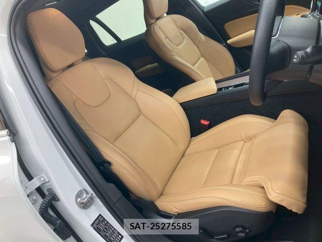 Volvo V60 2025-01 4604092-2
