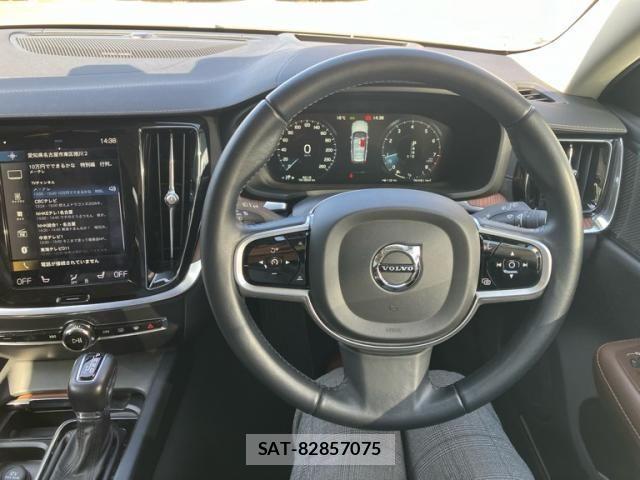 Volvo V60 2019-08 4759204-14