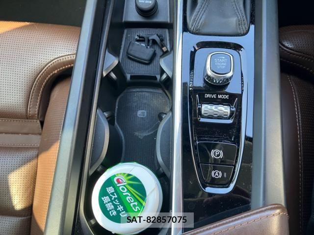 Volvo V60 2019-08 4759204-18