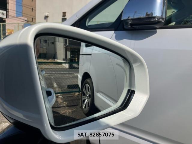 Volvo V60 2019-08 4759204-19