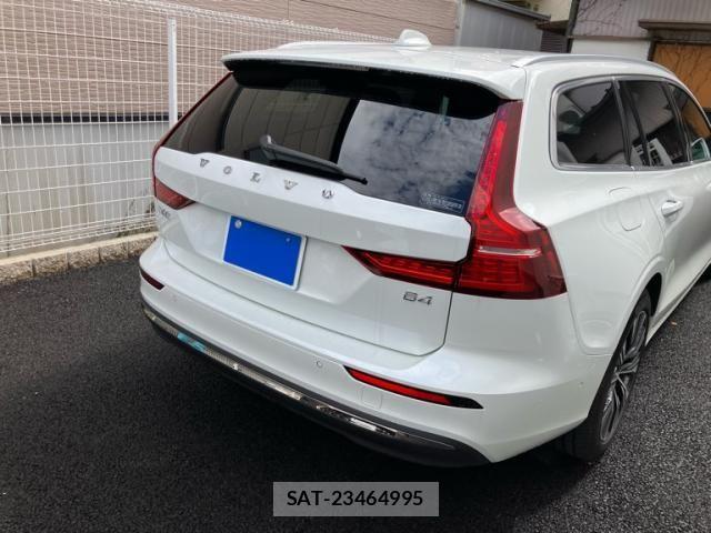 Volvo V60 2024-06 4993245-1
