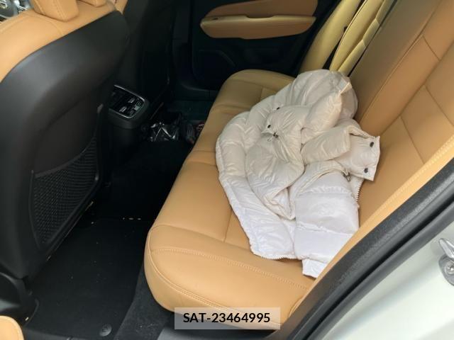 Volvo V60 2024-06 4993245-25