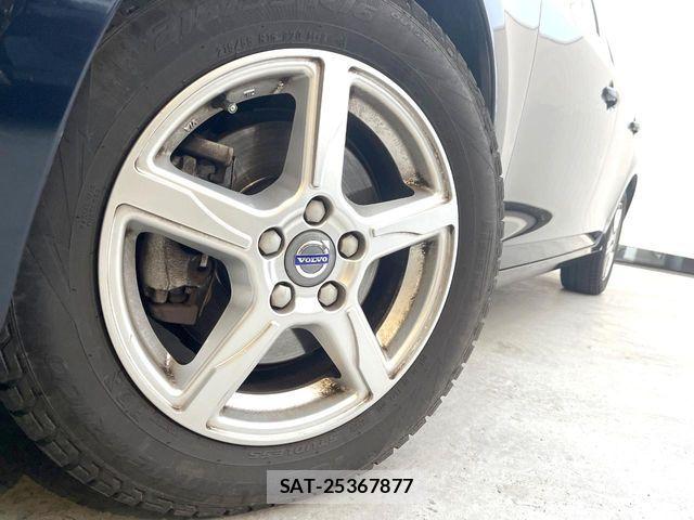 Volvo V60 2018-02 4993298-15