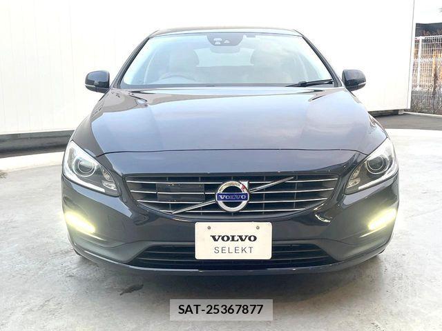 Volvo V60 2018-02 4993298-16