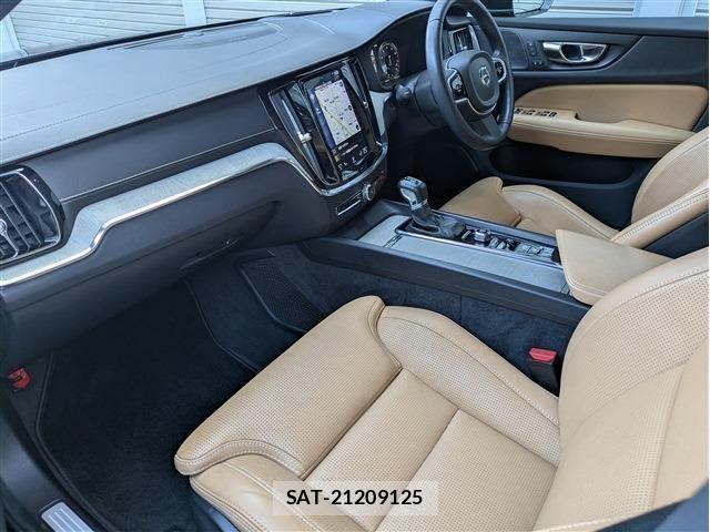 Volvo V60 2019-03 4993269-14