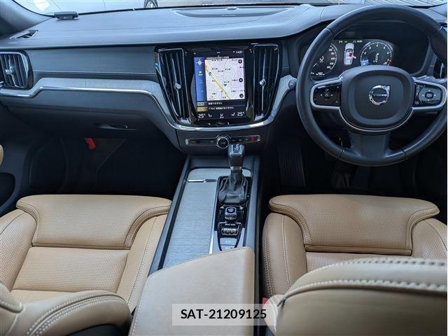 Volvo V60 2019-03 4993269-15