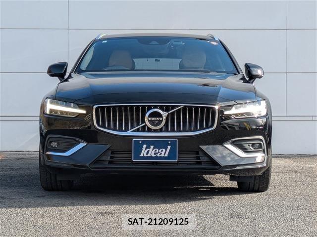 Volvo V60 2019-03 4993269-1
