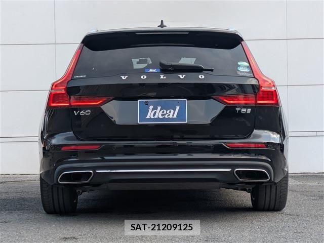 Volvo V60 2019-03 4993269-5