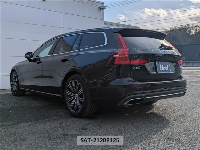 Volvo V60 2019-03 4993269-6