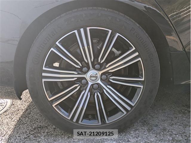 Volvo V60 2019-03 4993269-8