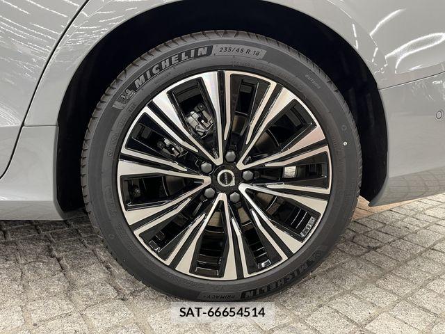 Volvo V60 2025-06 5882173-11