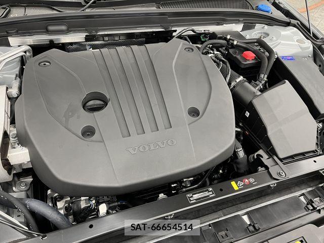 Volvo V60 2025-06 5882173-12