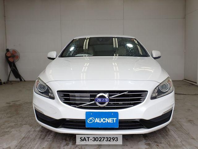 Volvo V60 2017-05 6022488-5