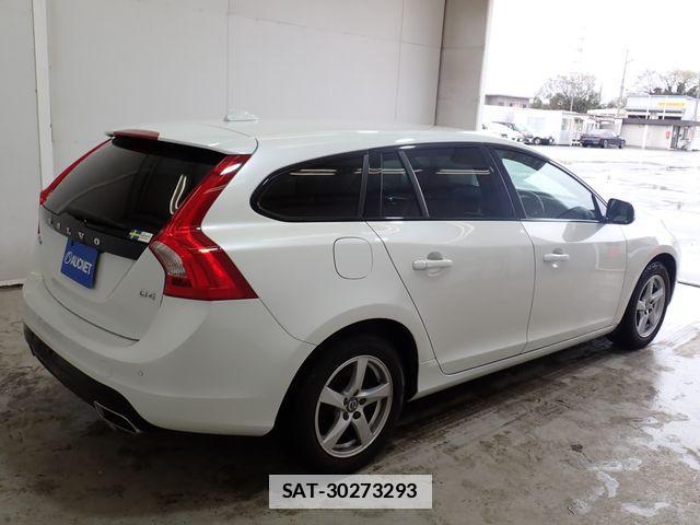 Volvo V60 2017-05 6022488-7