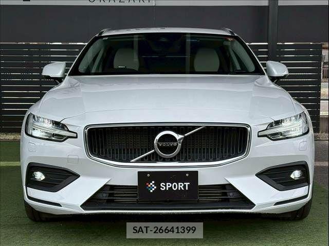 Volvo V60 2019-06 6220944-12