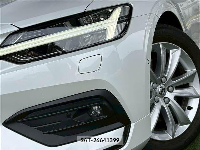 Volvo V60 2019-06 6220944-19