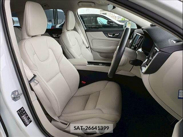 Volvo V60 2019-06 6220944-5