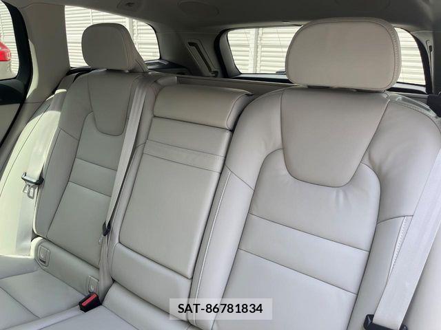 Volvo V60 2021-09 6220939-12
