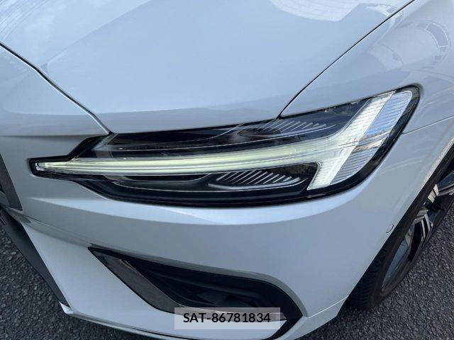 Volvo V60 2021-09 6220939-14