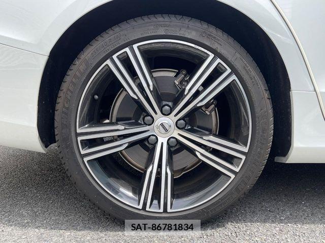 Volvo V60 2021-09 6220939-15