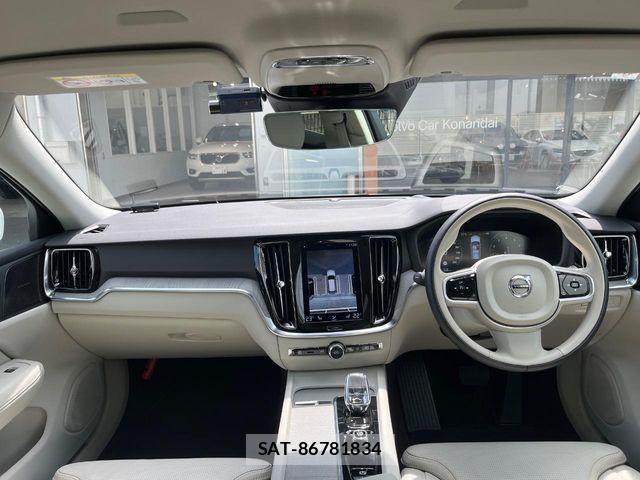 Volvo V60 2021-09 6220939-1