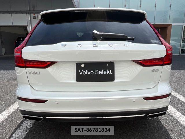 Volvo V60 2021-09 6220939-19