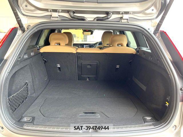 Volvo V60 2019-01 6248268-12