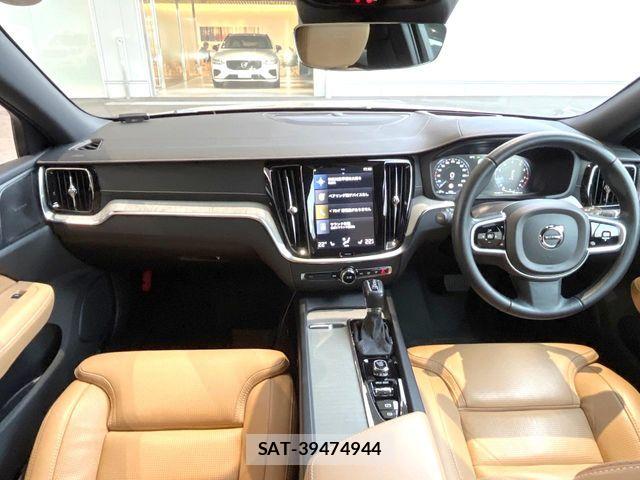 Volvo V60 2019-01 6248268-1