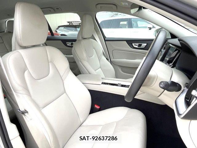 Volvo V60 2019-03 6248270-10