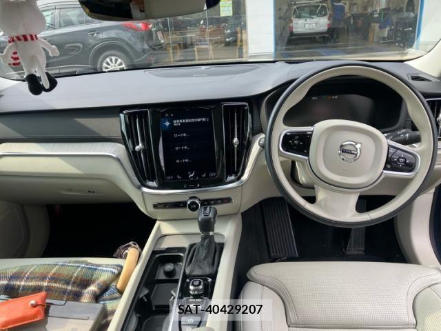 Volvo V60 2019-04 6277634-6