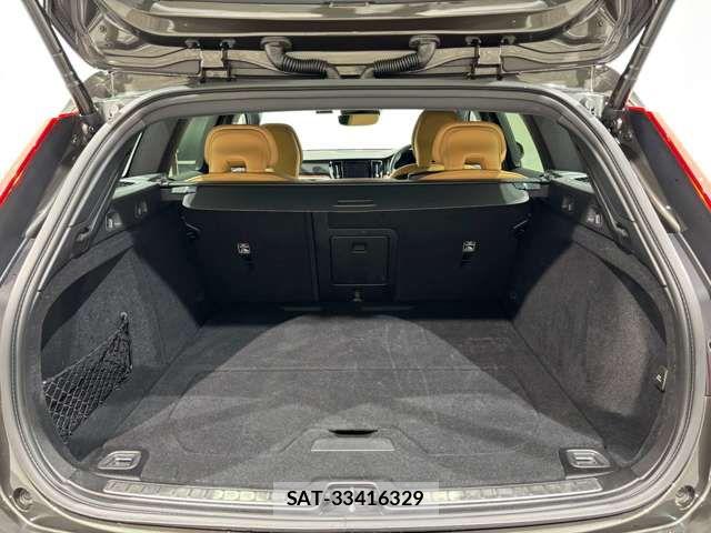 Volvo V60 2021-06 6307163-16