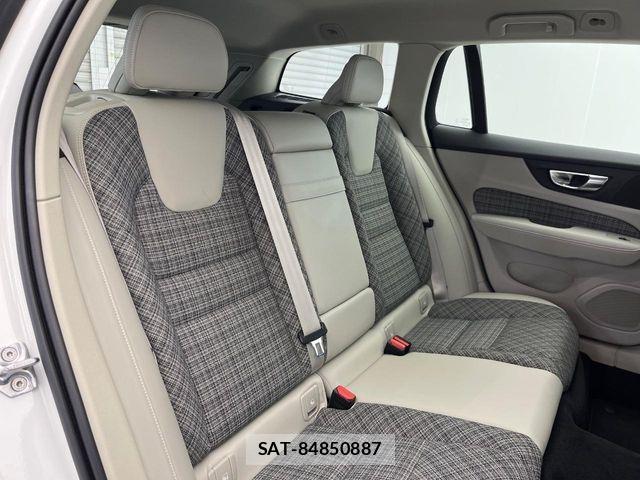 Volvo V60 2021-06 6615515-12