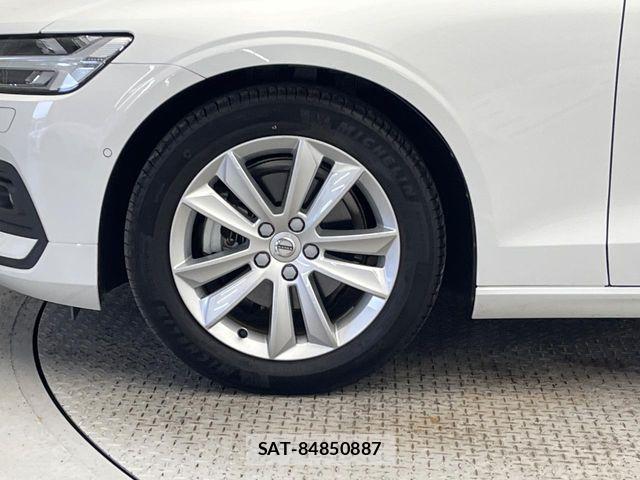 Volvo V60 2021-06 6615515-14