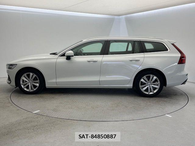 Volvo V60 2021-06 6615515-17