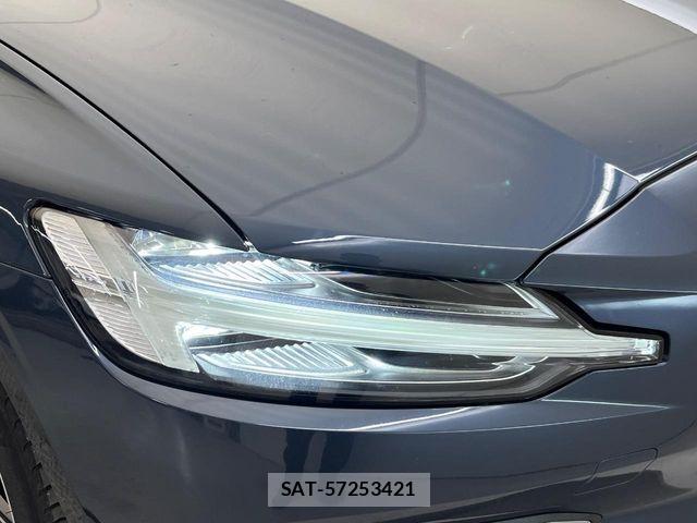 Volvo V60 2021-10 6615516-14