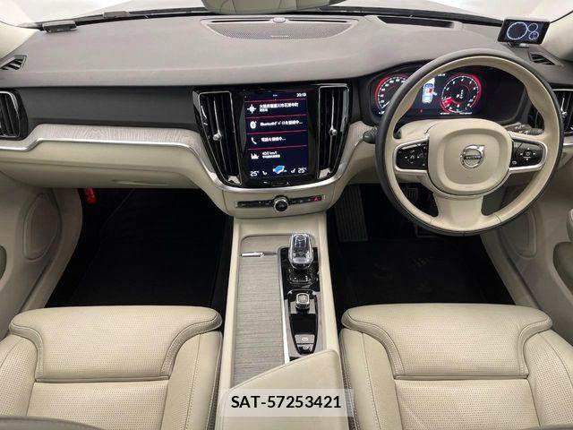 Volvo V60 2021-10 6615516-1