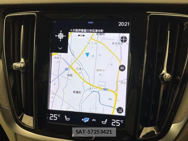 Volvo V60 2021-10 6615516-5