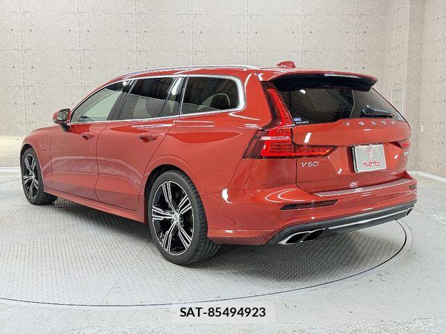 Volvo V60 2019-06 6615514-10