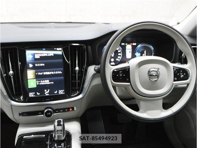 Volvo V60 2019-06 6615514-21