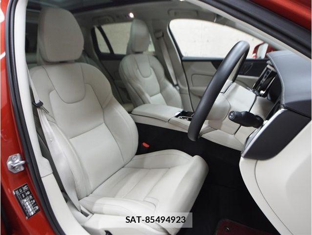 Volvo V60 2019-06 6615514-3