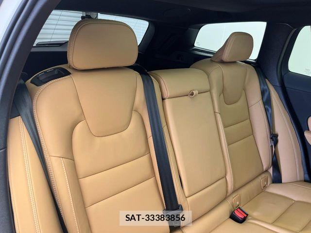 Volvo V60 2025-09 6615512-12