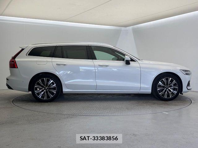 Volvo V60 2025-09 6615512-17