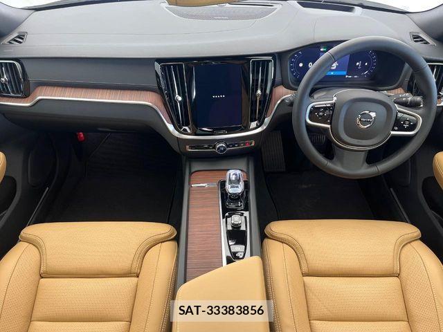 Volvo V60 2025-09 6615512-1