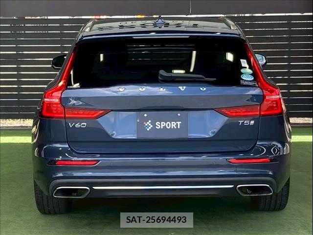 Volvo V60 2019-02 6674059-13