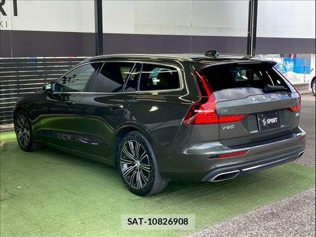 Volvo V60 2018-11 6674060-16