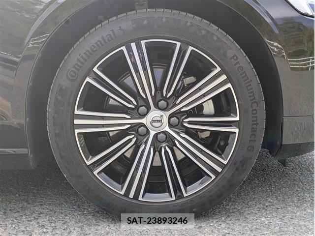 Volvo V60 2019-03 6678651-20