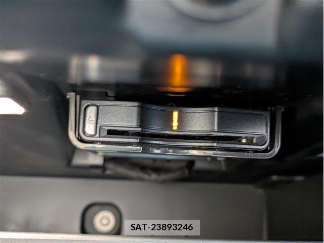 Volvo V60 2019-03 6678651-23